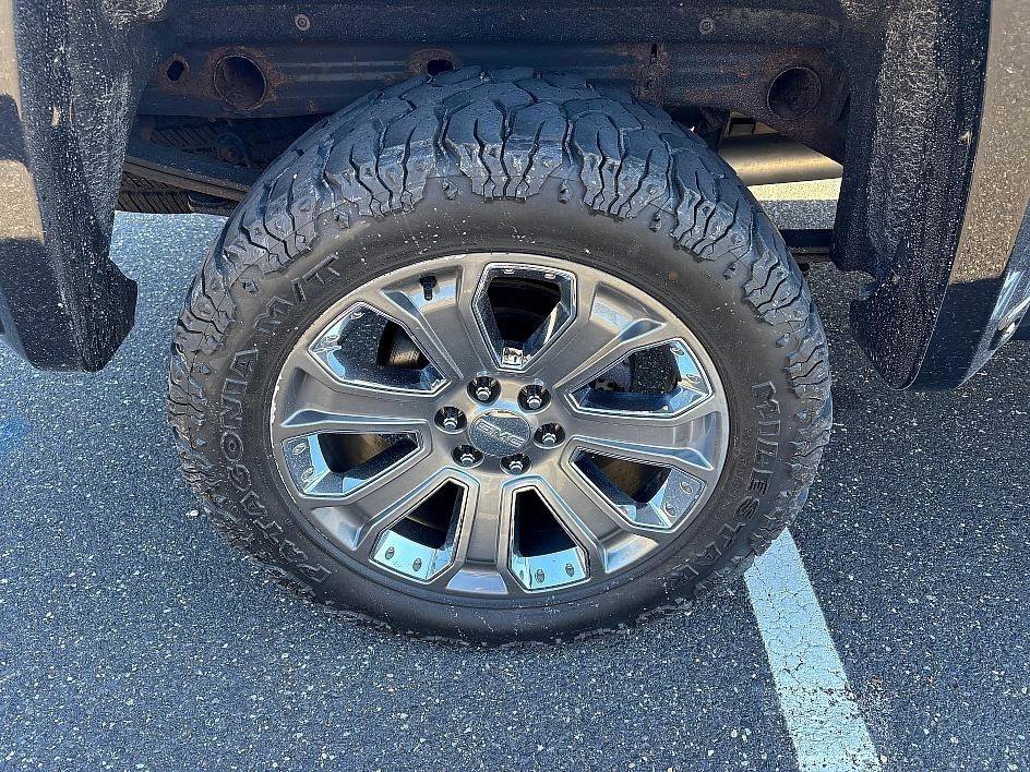 Used 2017 GMC Sierra 1500 Denali AWD/4WD image 11