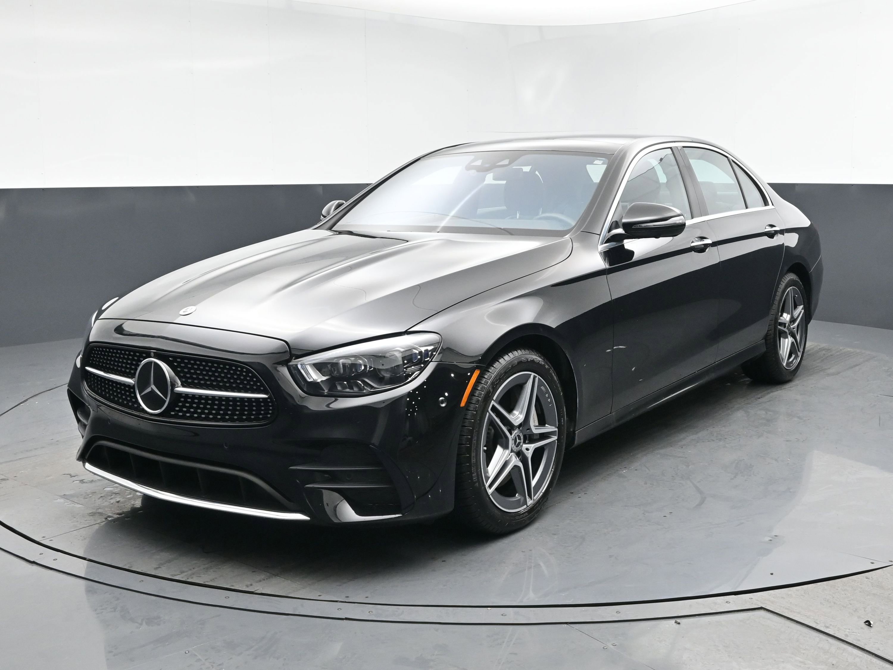 Used 2022 Mercedes-Benz E 350 4MATIC Sedan image 20