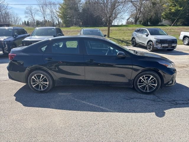 Certified 2023 Kia Forte LXS FWD image 2