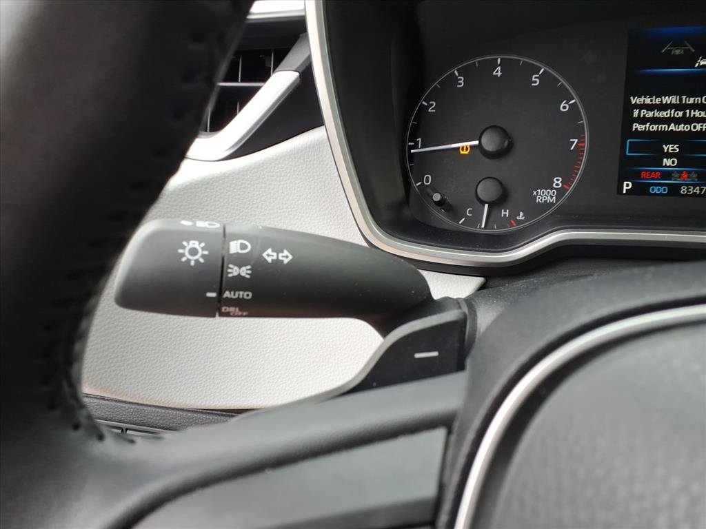 Used 2025 Toyota Corolla SE w/ SE Package FWD image 18