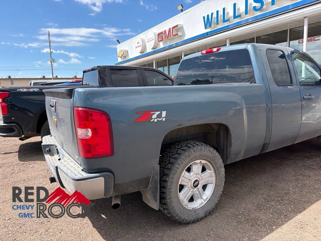 Used 2011 Chevrolet Silverado 1500 LTZ w/ LTZ Plus Package AWD/4WD image 13