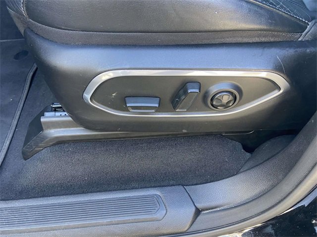 Used 2023 Jeep Wagoneer L Series II image 16