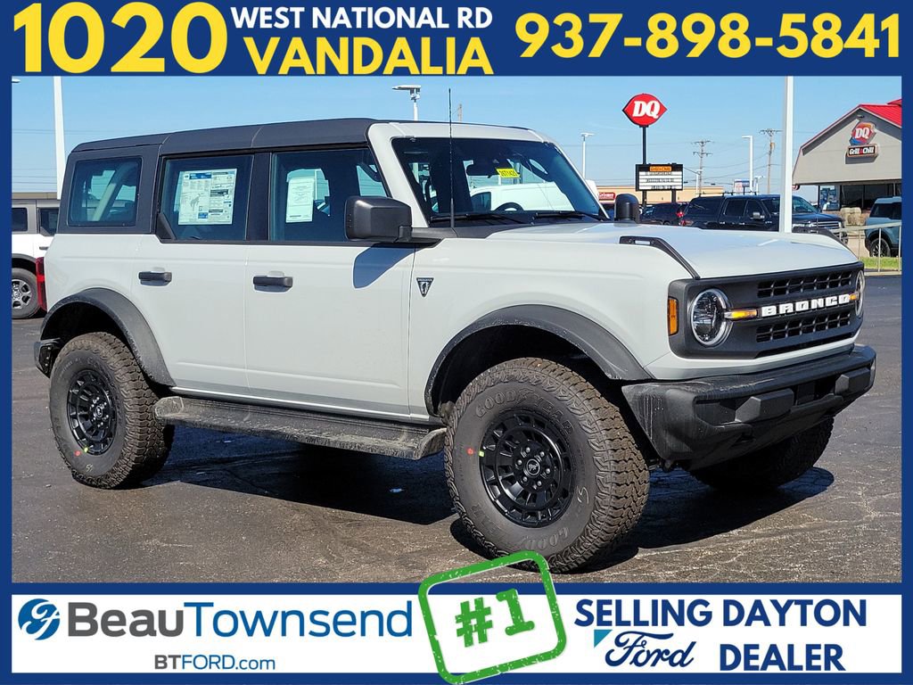 New 2026 Ford Bronco 4-Door w/ Sasquatch Package image 1