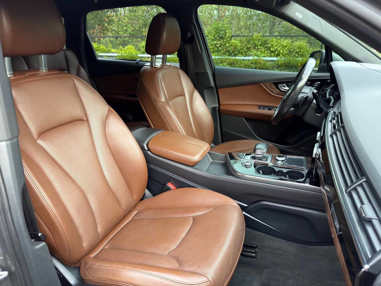 Used 2017 Audi Q7 3.0T Prestige w/ Prestige Package image 18