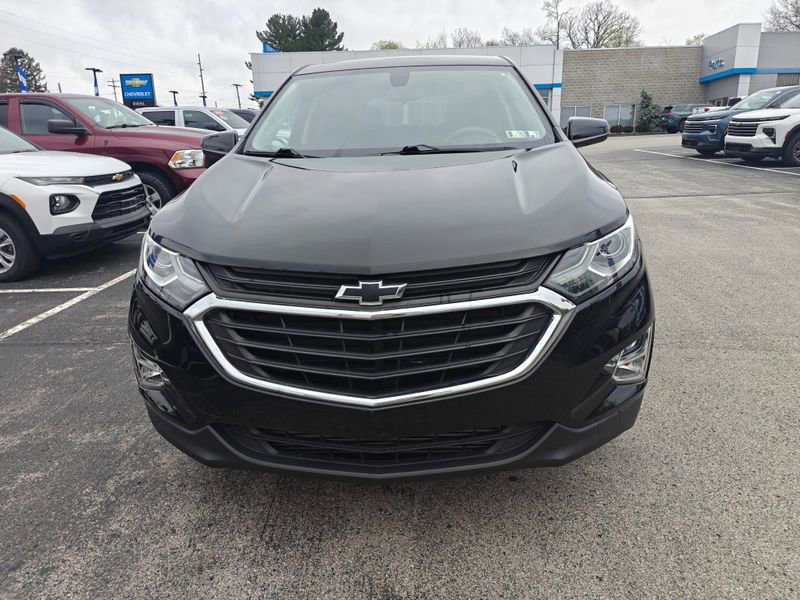 Used 2018 Chevrolet Equinox LT image 2