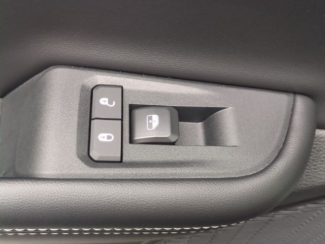 New 2026 Jeep Grand Cherokee Laredo X AWD/4WD image 30