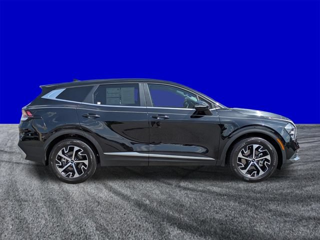 Used 2023 Kia Sportage EX FWD image 3