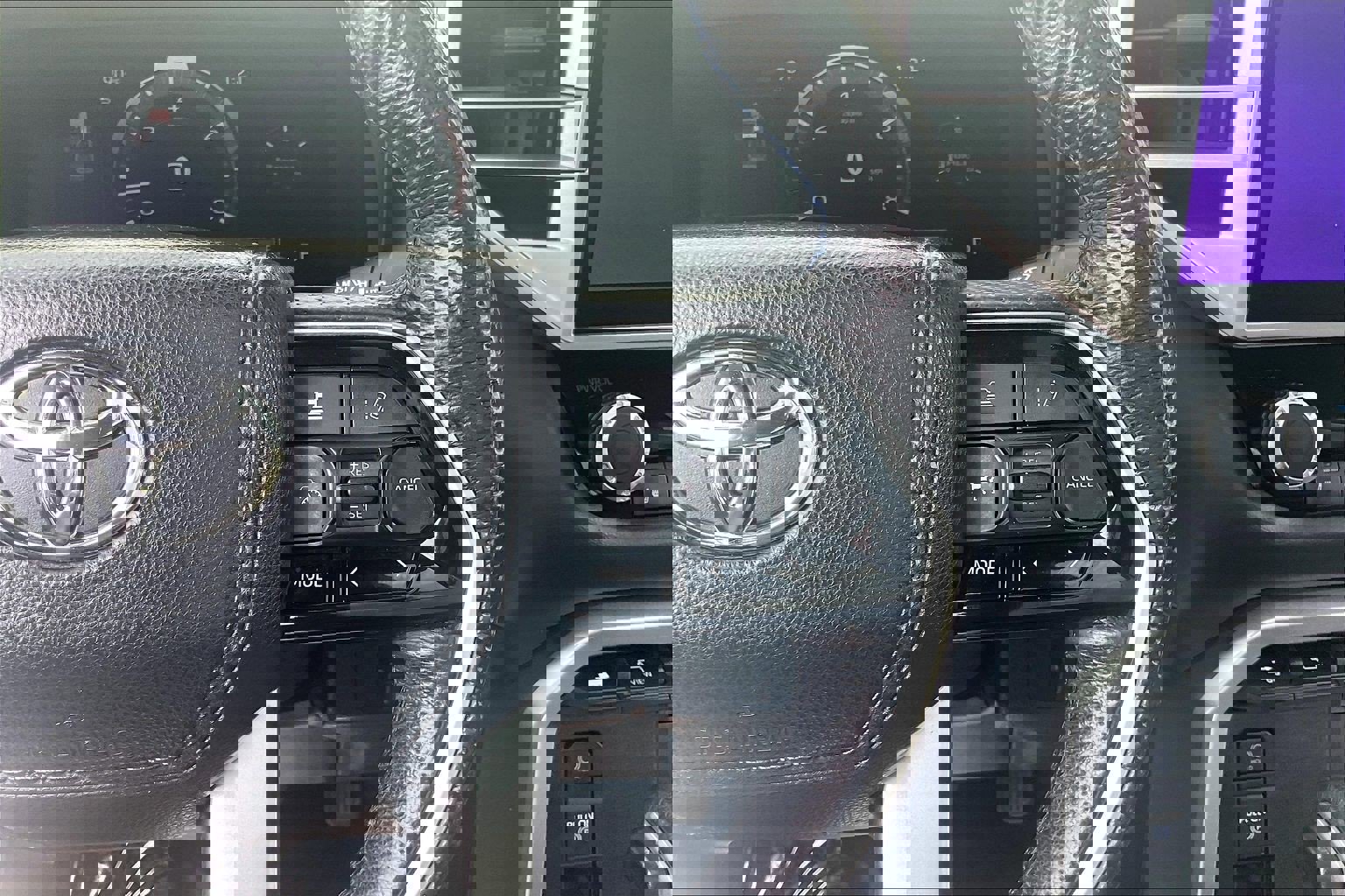 Used 2024 Toyota Tundra Platinum image 24