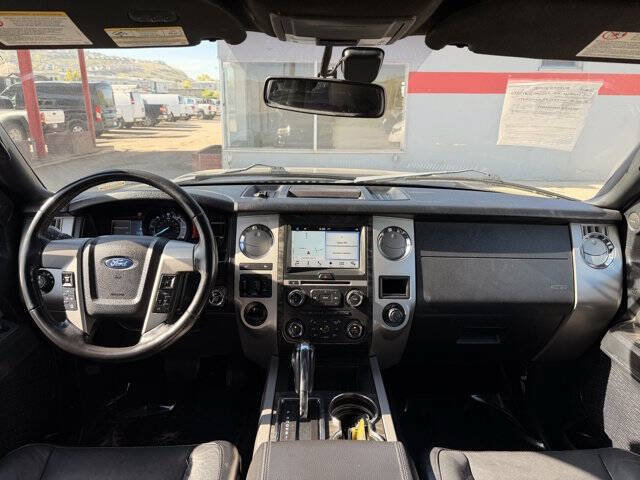 Used 2016 Ford Expedition Limited w/ Equipment Group 301A RWD image 18