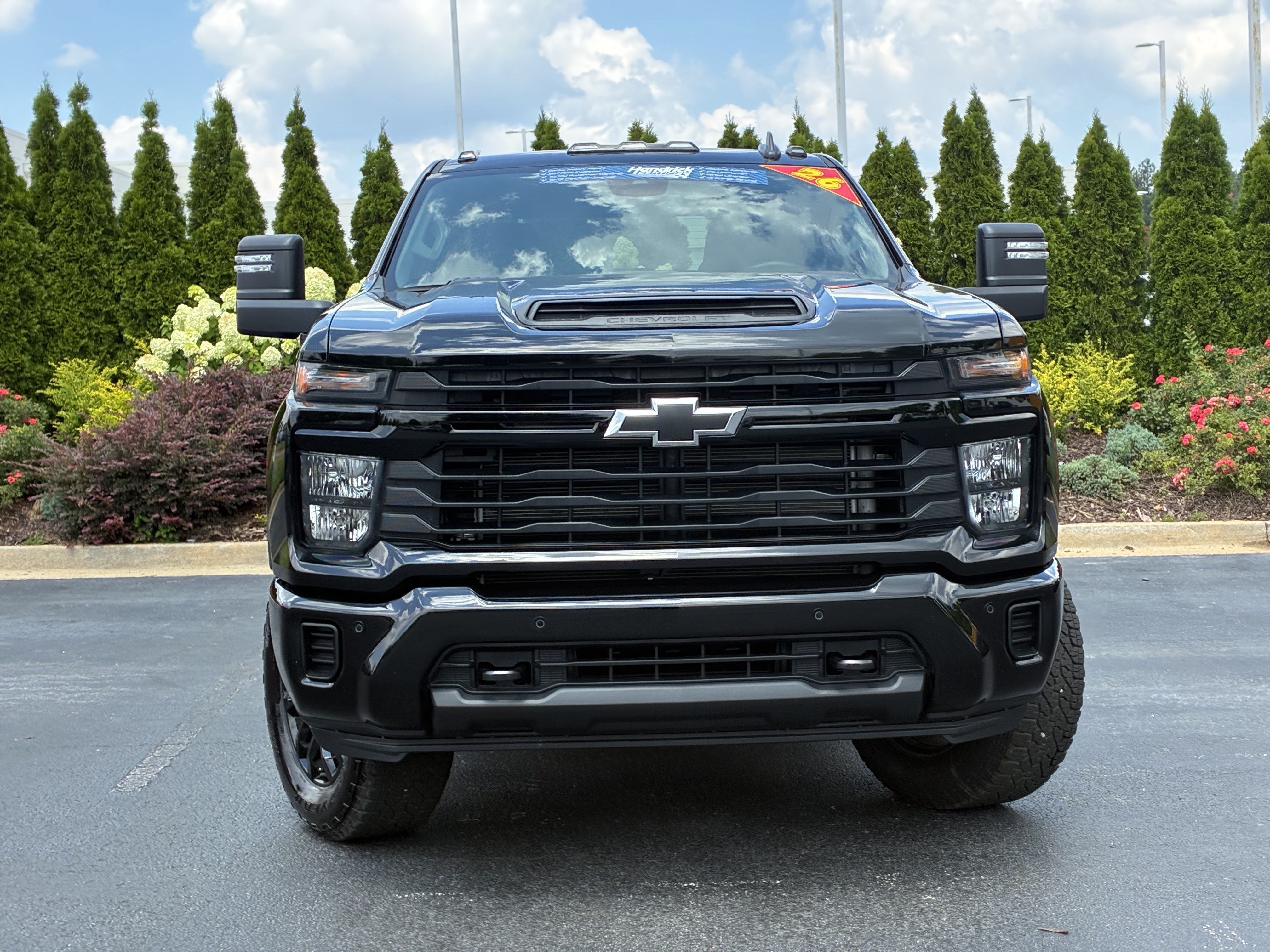 Used 2026 Chevrolet Silverado 2500 Custom w/ Custom Value Package AWD/4WD image 5
