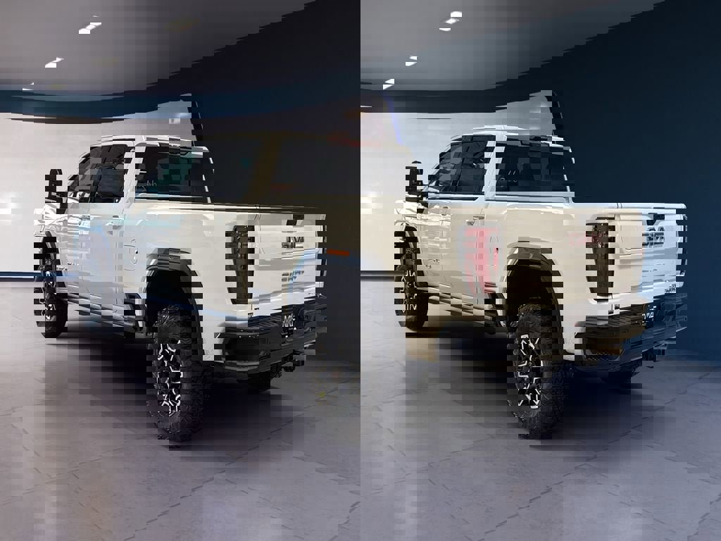 New 2026 GMC Sierra 2500 AT4X image 5