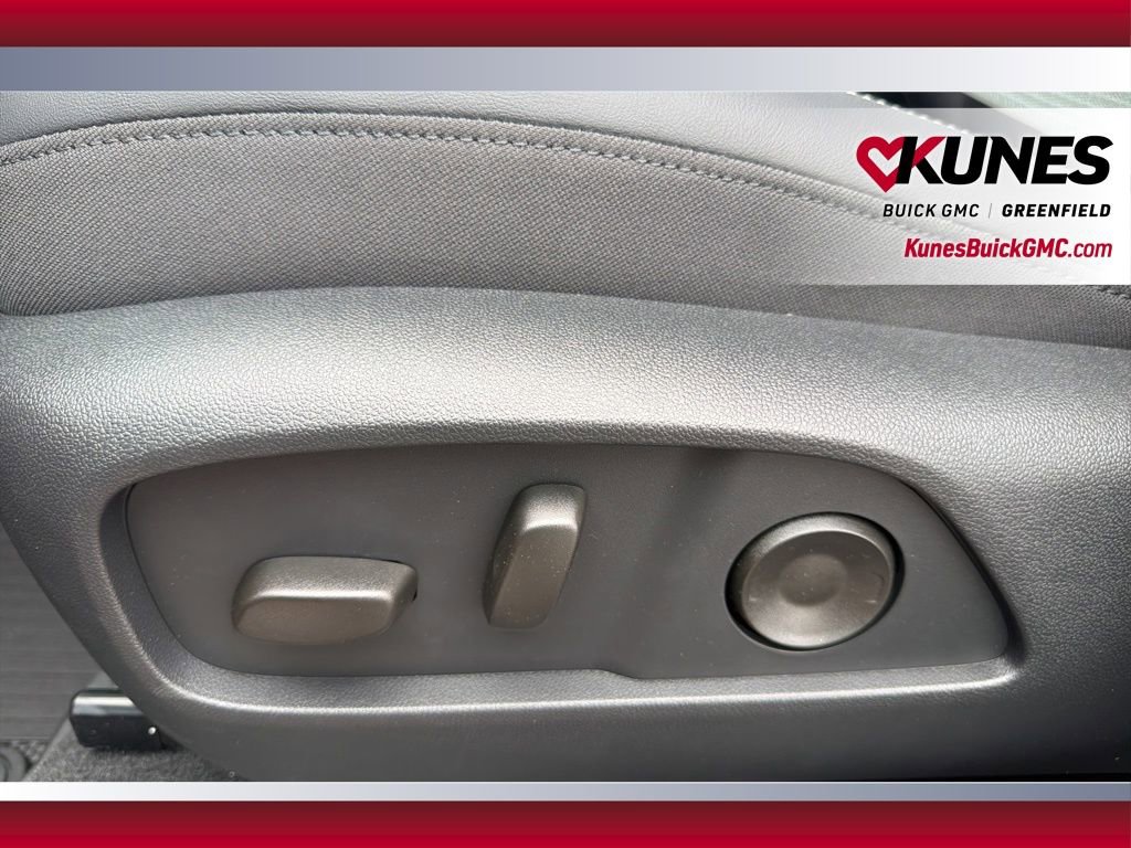 New 2026 GMC Terrain Elevation image 44