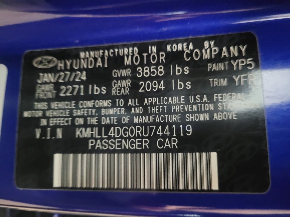 Used 2024 Hyundai Elantra SE image 33