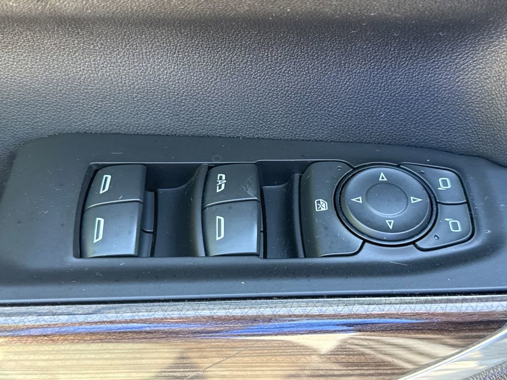 Used 2020 Chevrolet Silverado 1500 LT Trail Boss w/ Convenience Package AWD/4WD image 14