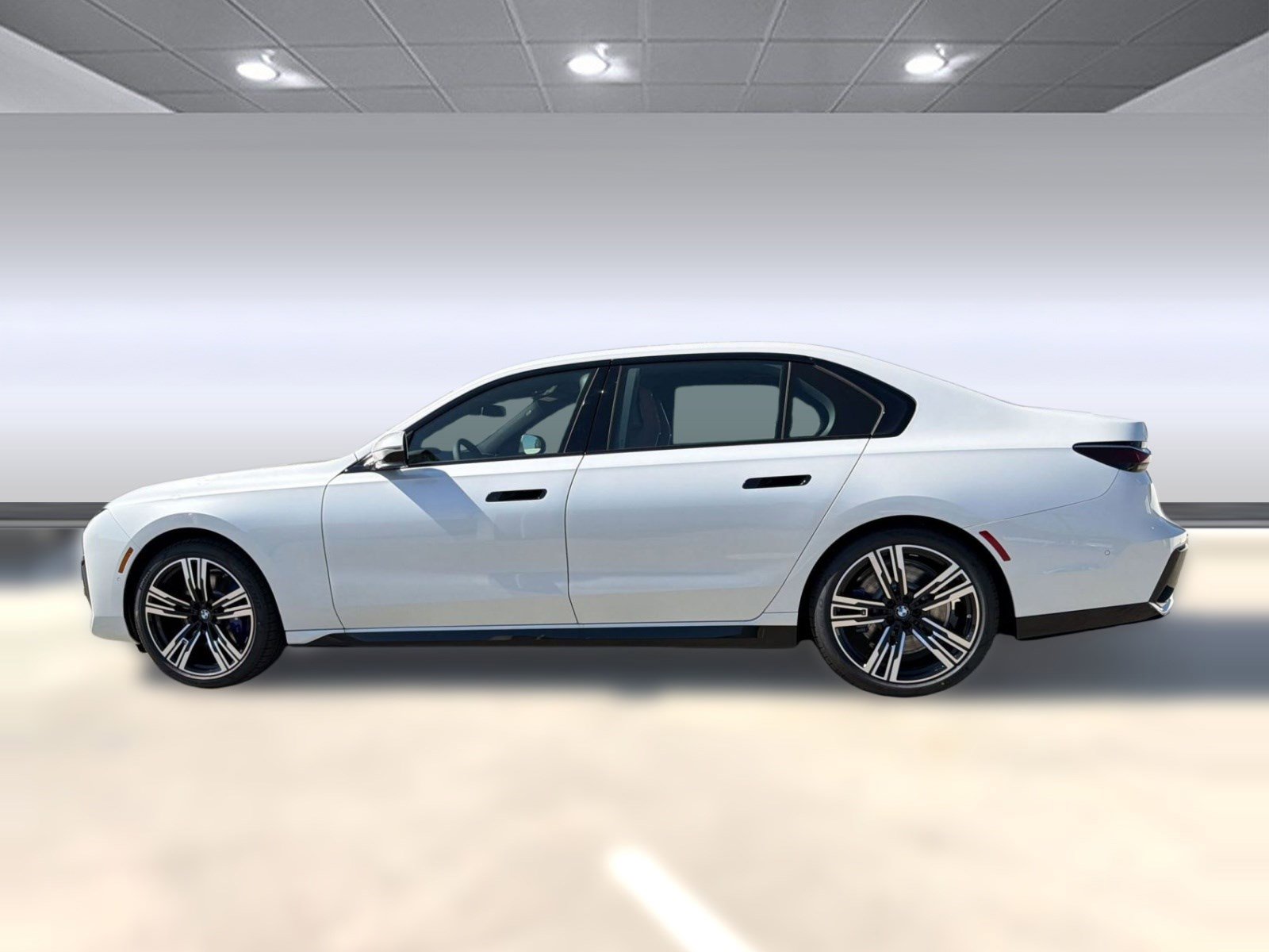 New 2026 BMW 740i RWD image 2