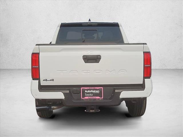 Used 2025 Toyota Tacoma SR5 AWD/4WD image 7