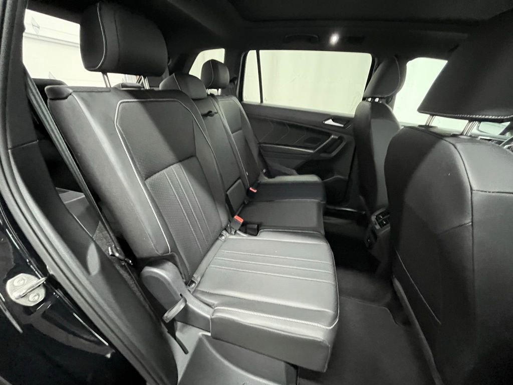 Certified 2024 Volkswagen Tiguan SE R-Line FWD image 26