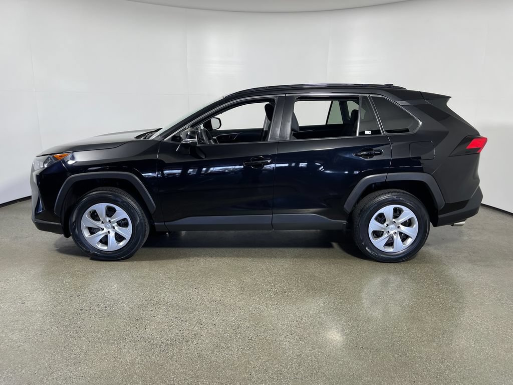 Certified 2021 Toyota RAV4 LE FWD image 6