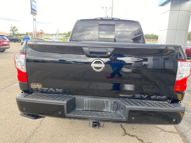 Used 2024 Nissan Titan SV w/ SV Convenience Package image 10