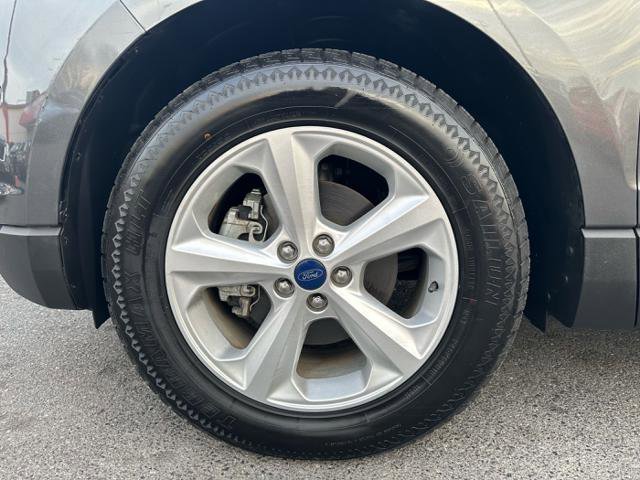Used 2017 Ford Edge SE image 24