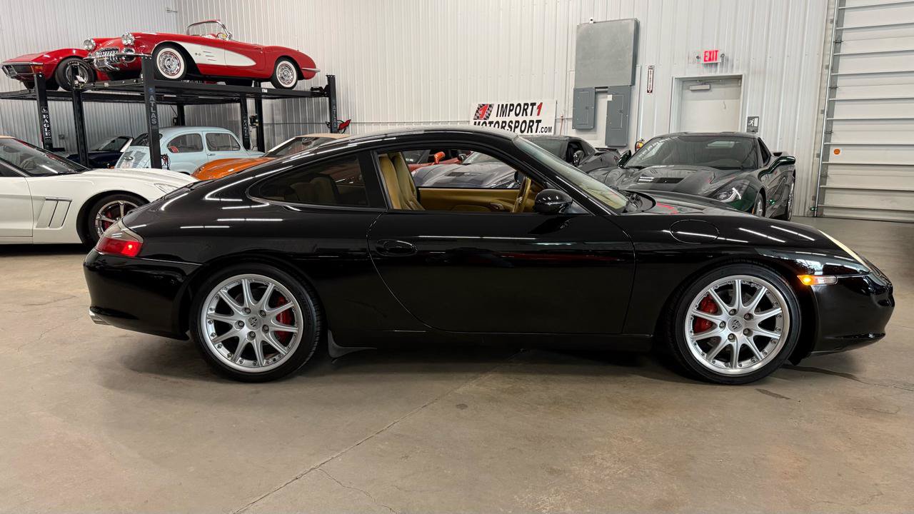 Used 2003 Porsche 911 GT3 RS image 18