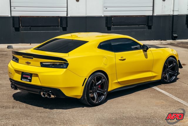 Used 2017 Chevrolet Camaro SS RWD image 60