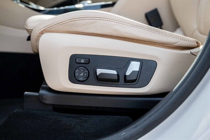 Used 2021 BMW X3 sDrive30i w/ Convenience Package image 12