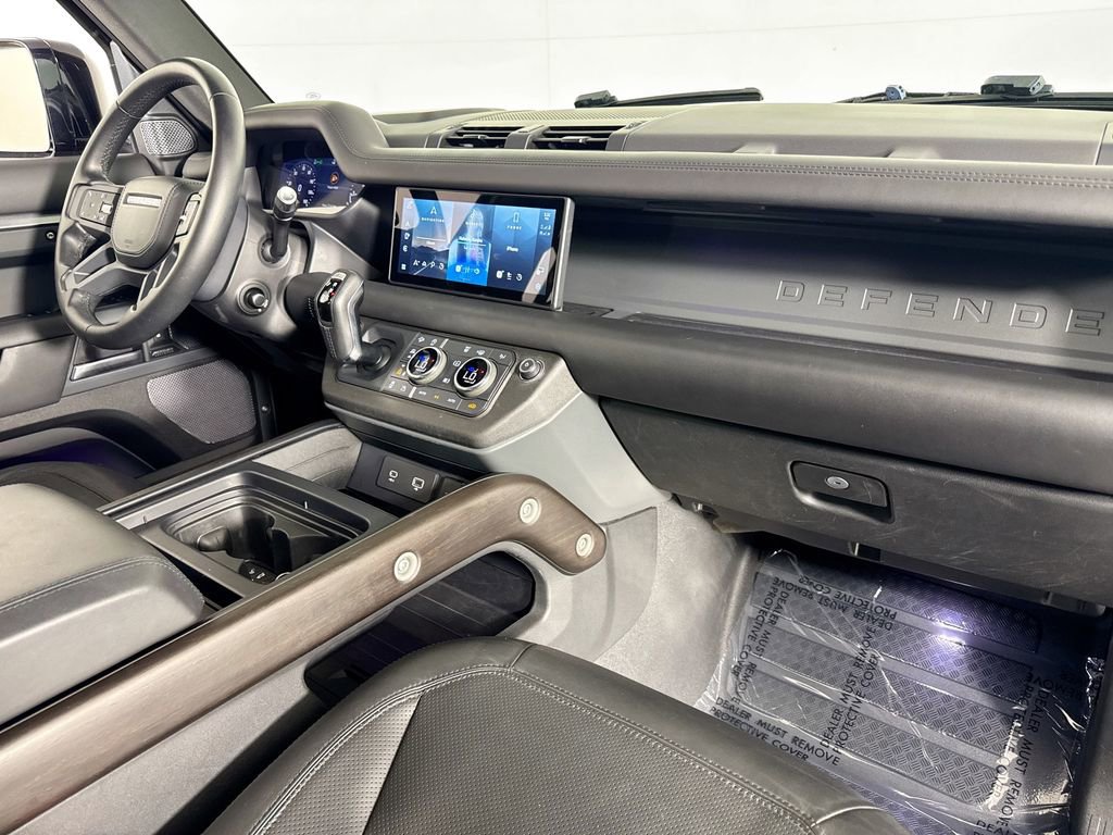 Used 2020 Land Rover Defender 110 X image 35