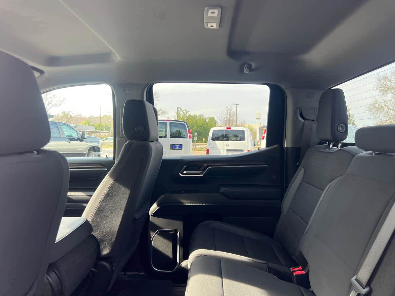 Certified 2024 Chevrolet Silverado 1500 LT AWD/4WD image 28