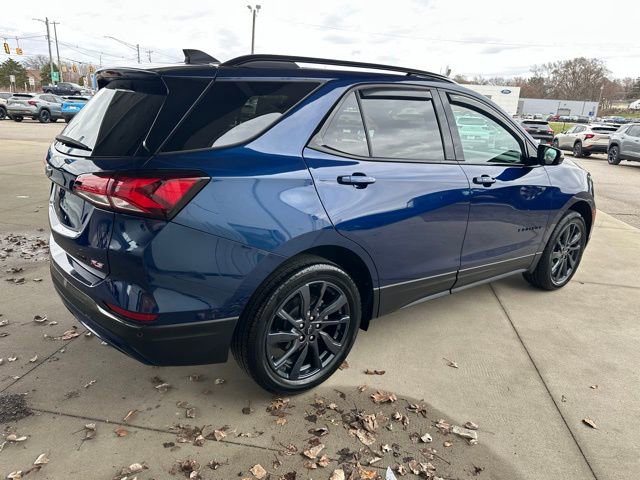 Used 2023 Chevrolet Equinox RS AWD/4WD image 6