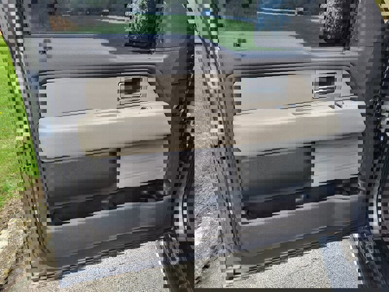 Used 2010 Ford F150 STX AWD/4WD image 18