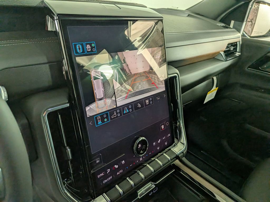 New 2026 GMC Yukon XL Denali w/ Denali Reserve Package image 24