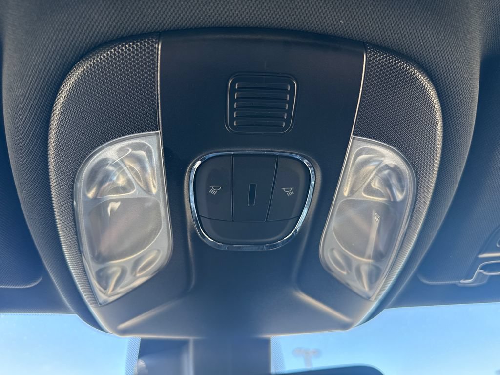 Used 2025 Jeep Compass Trailhawk AWD/4WD image 23