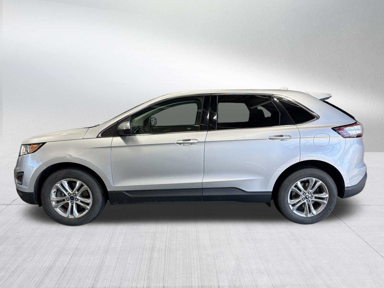 Used 2015 Ford Edge SEL w/ Equipment Group 201A AWD/4WD image 4