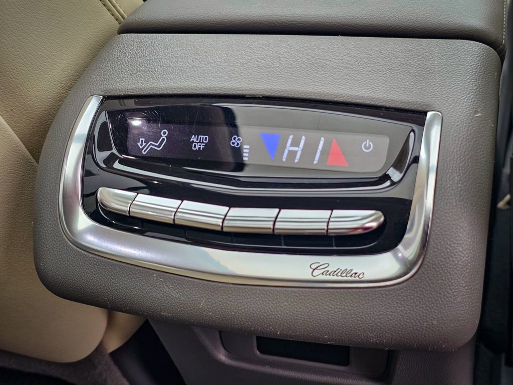 Used 2021 Cadillac XT6 Premium Luxury w/ LPO, Floor Liner Package image 41