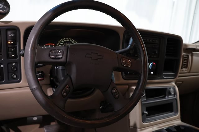 Used 2004 Chevrolet Silverado 2500 LT w/ Heavy-Duty Power Package AWD/4WD image 21