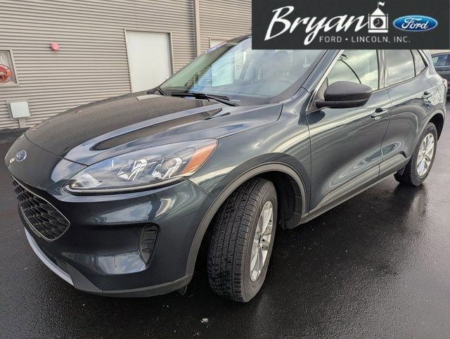 Used 2022 Ford Escape SE w/ Convenience Package image 3
