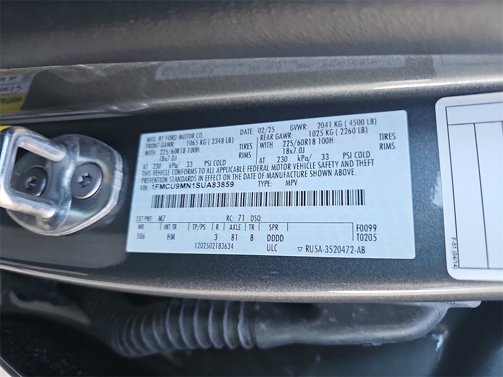 Used 2025 Ford Escape ST-Line image 33