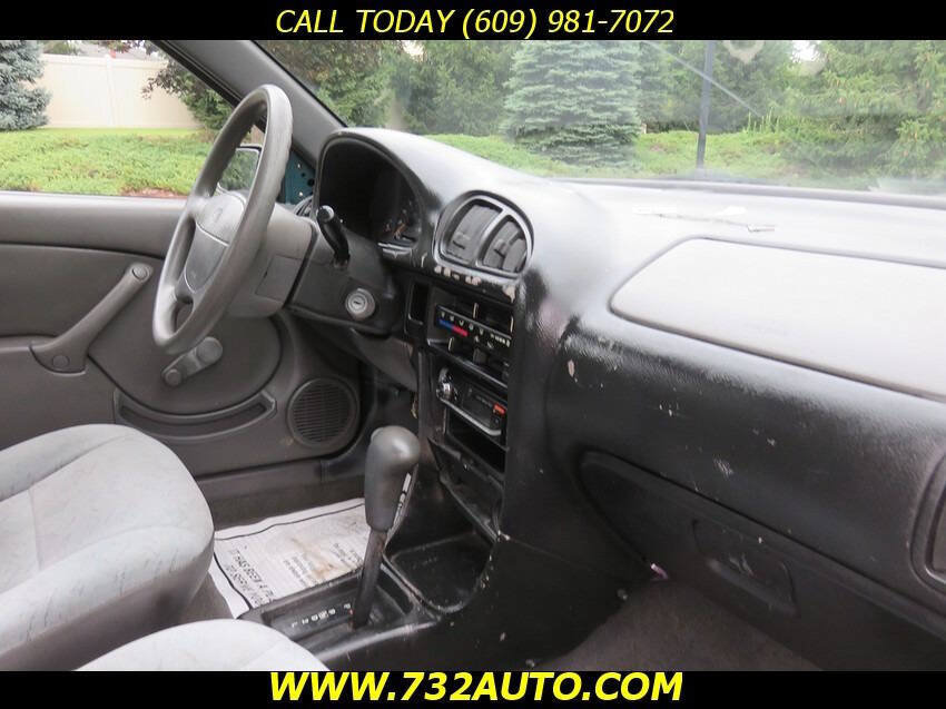 Used 1996 Geo Metro LSi FWD image 6