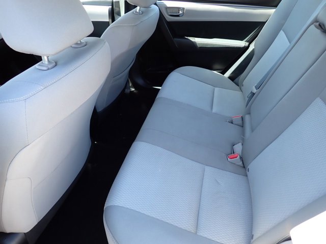 Used 2015 Toyota Corolla LE FWD image 8
