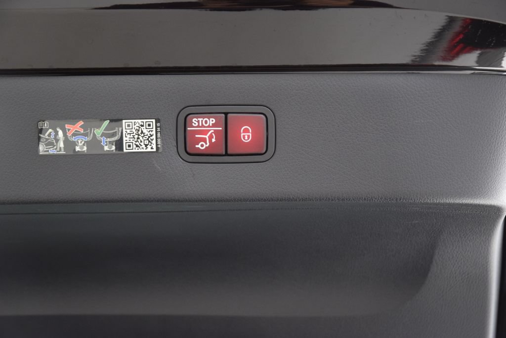 Certified 2023 Mercedes-Benz EQS AMG 4MATIC image 31
