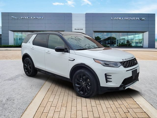 Used 2025 Land Rover Discovery Sport Dynamic SE AWD/4WD image 3