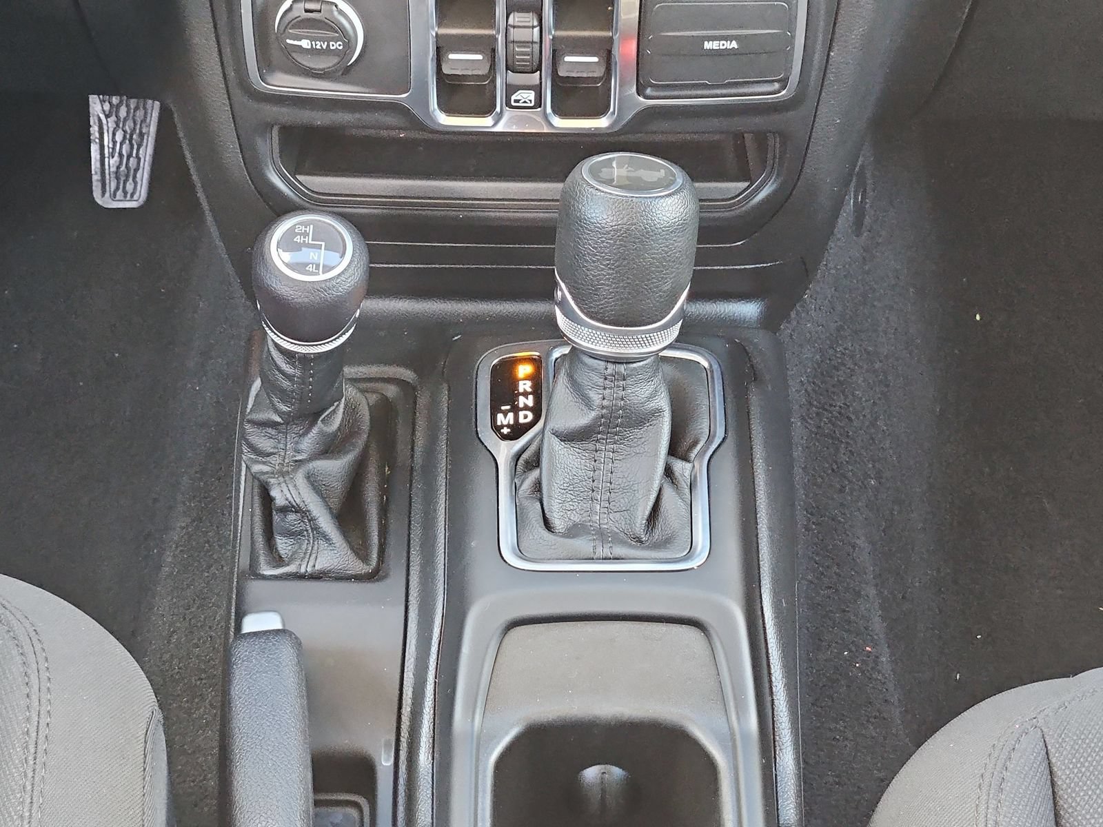 Used 2023 Jeep Wrangler Unlimited Sport AWD/4WD image 20