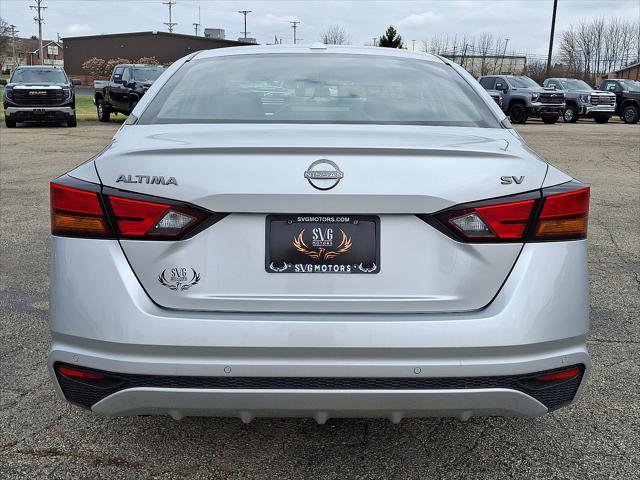 Used 2024 Nissan Altima 2.5 SV FWD image 22