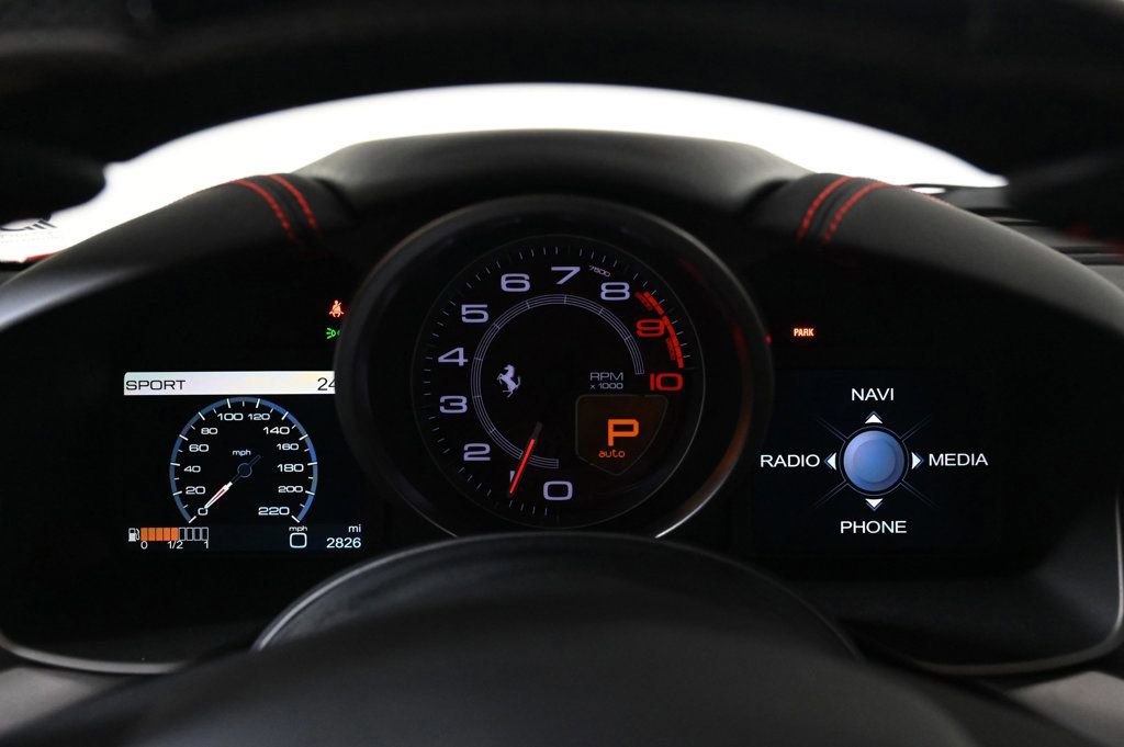 Used 2015 Ferrari F12 Berlinetta image 14