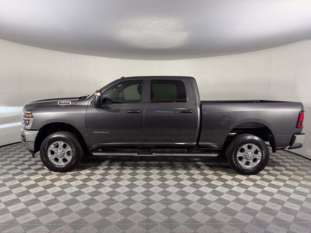 Used 2025 RAM 2500 Big Horn AWD/4WD image 10