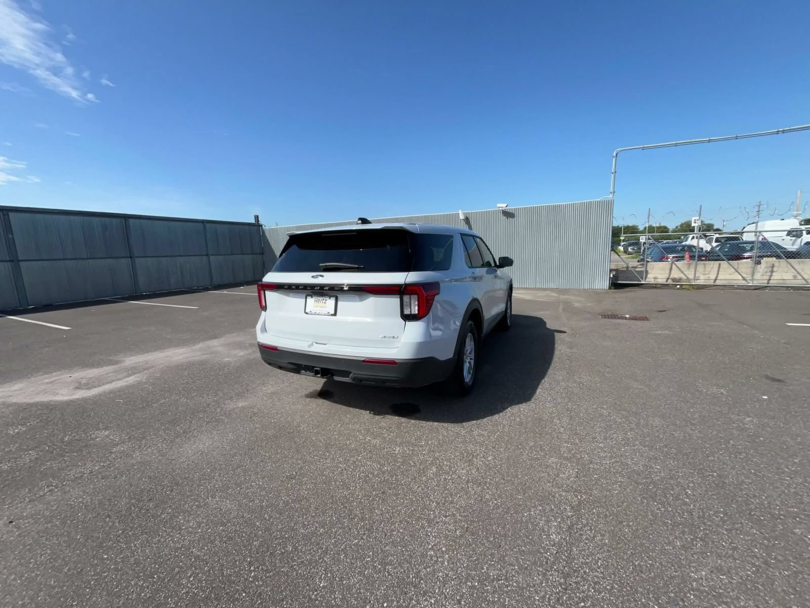 Used 2026 Ford Explorer Active AWD/4WD image 13