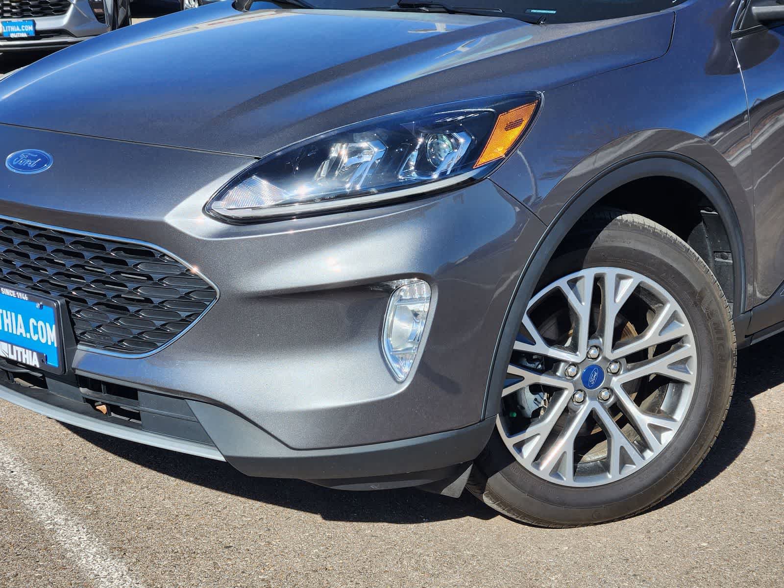 Used 2021 Ford Escape SEL AWD/4WD image 2