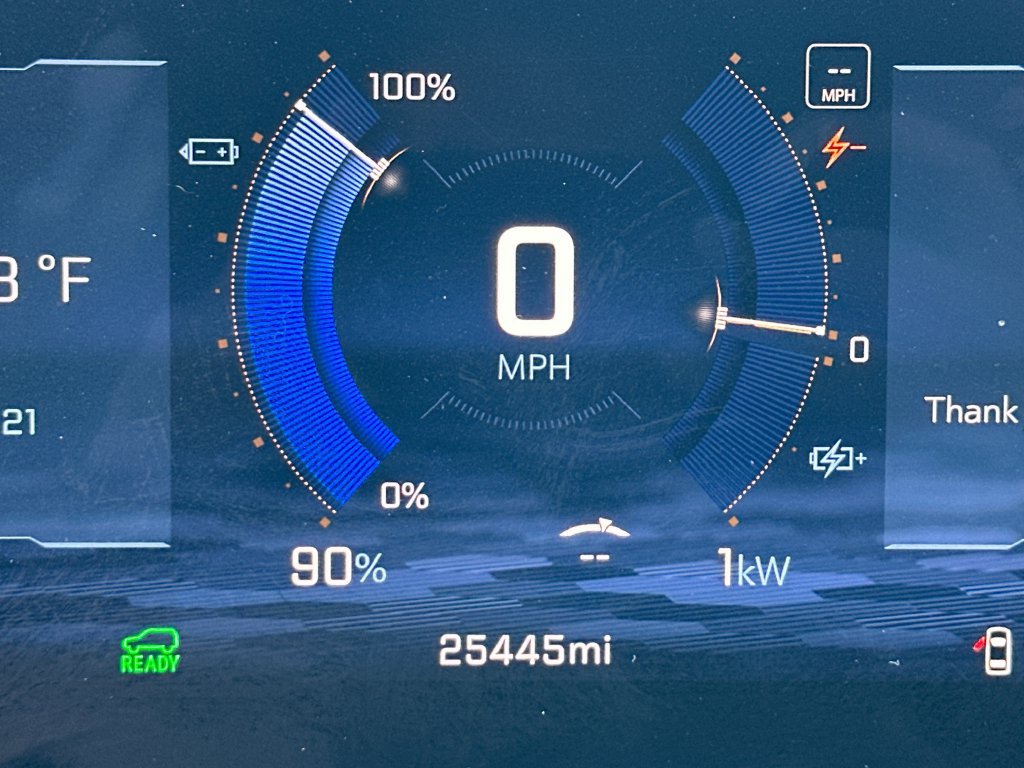 Certified 2025 Chevrolet Equinox EV RS FWD image 12