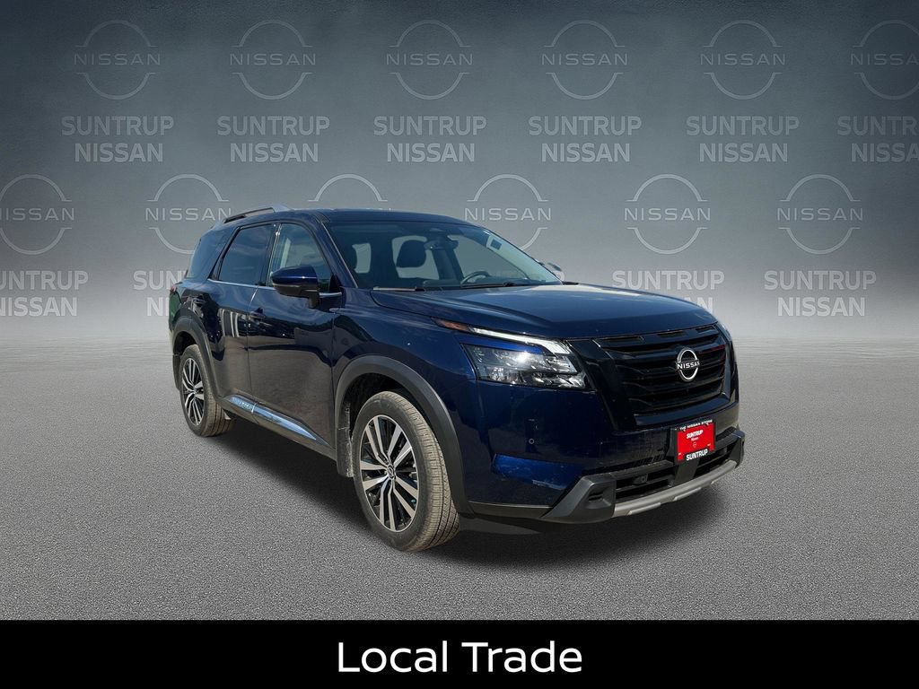 Certified 2025 Nissan Pathfinder Platinum w/ Black Appearance Package AWD/4WD image 7